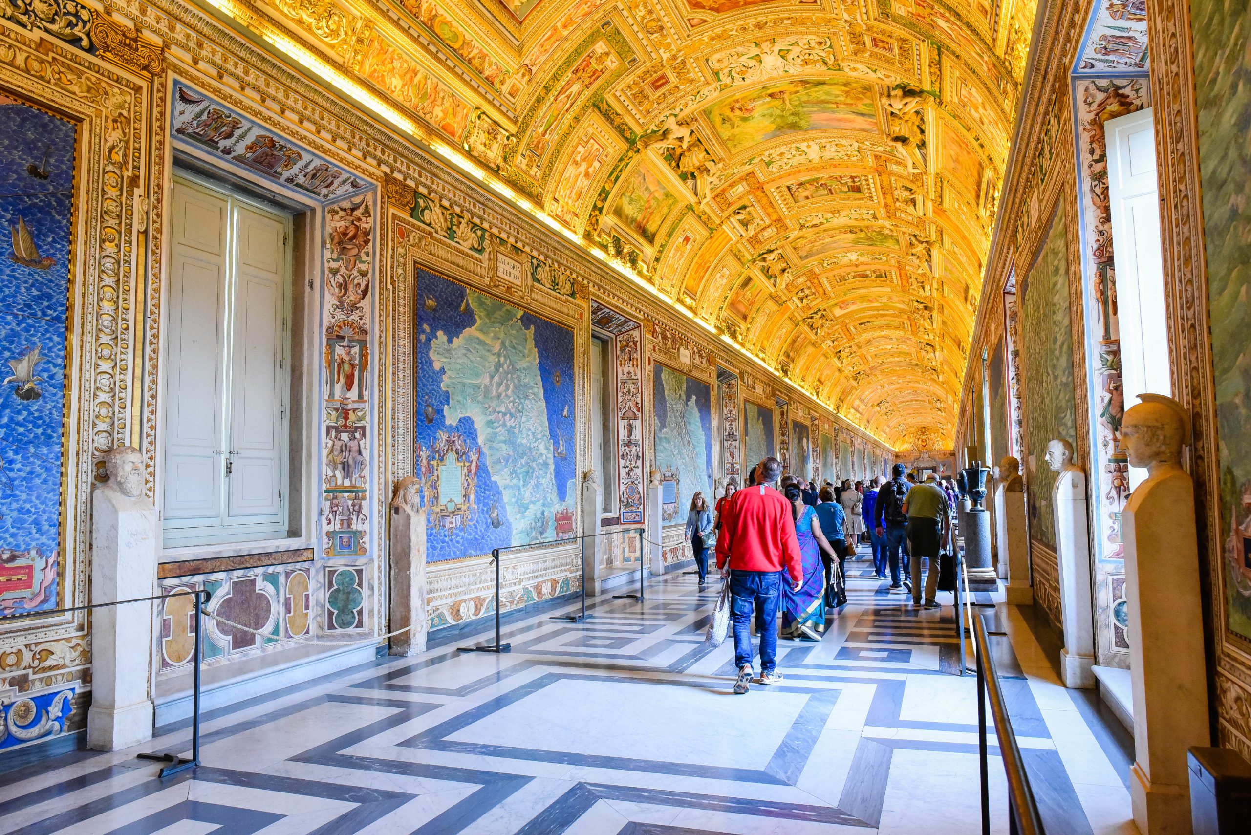 Om de Sixtijnse Kapel te kunnen bewonderen moet je een kaartje kopen voor het Vaticaan Museum