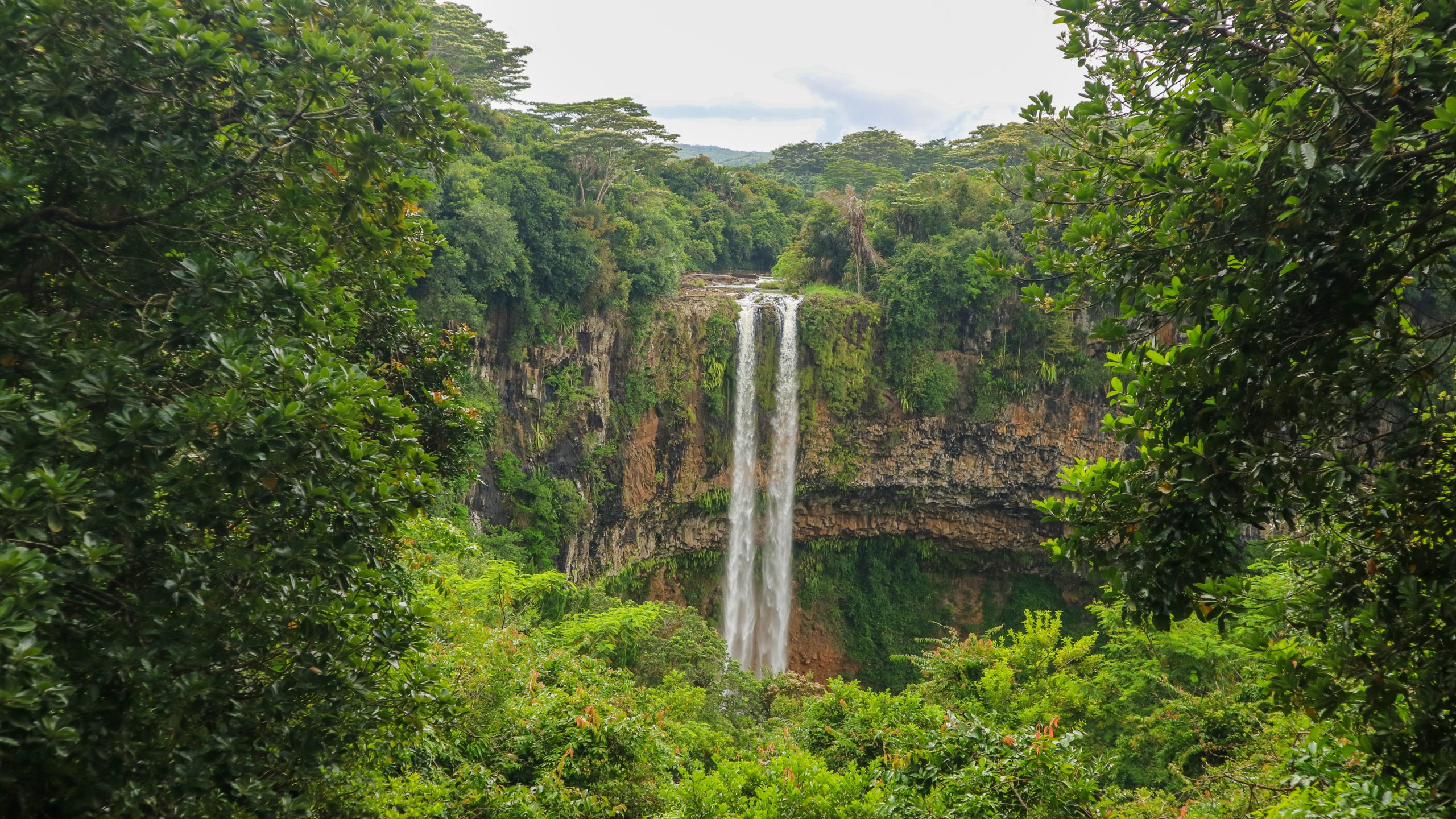 De mooie waterval bij Chamarel