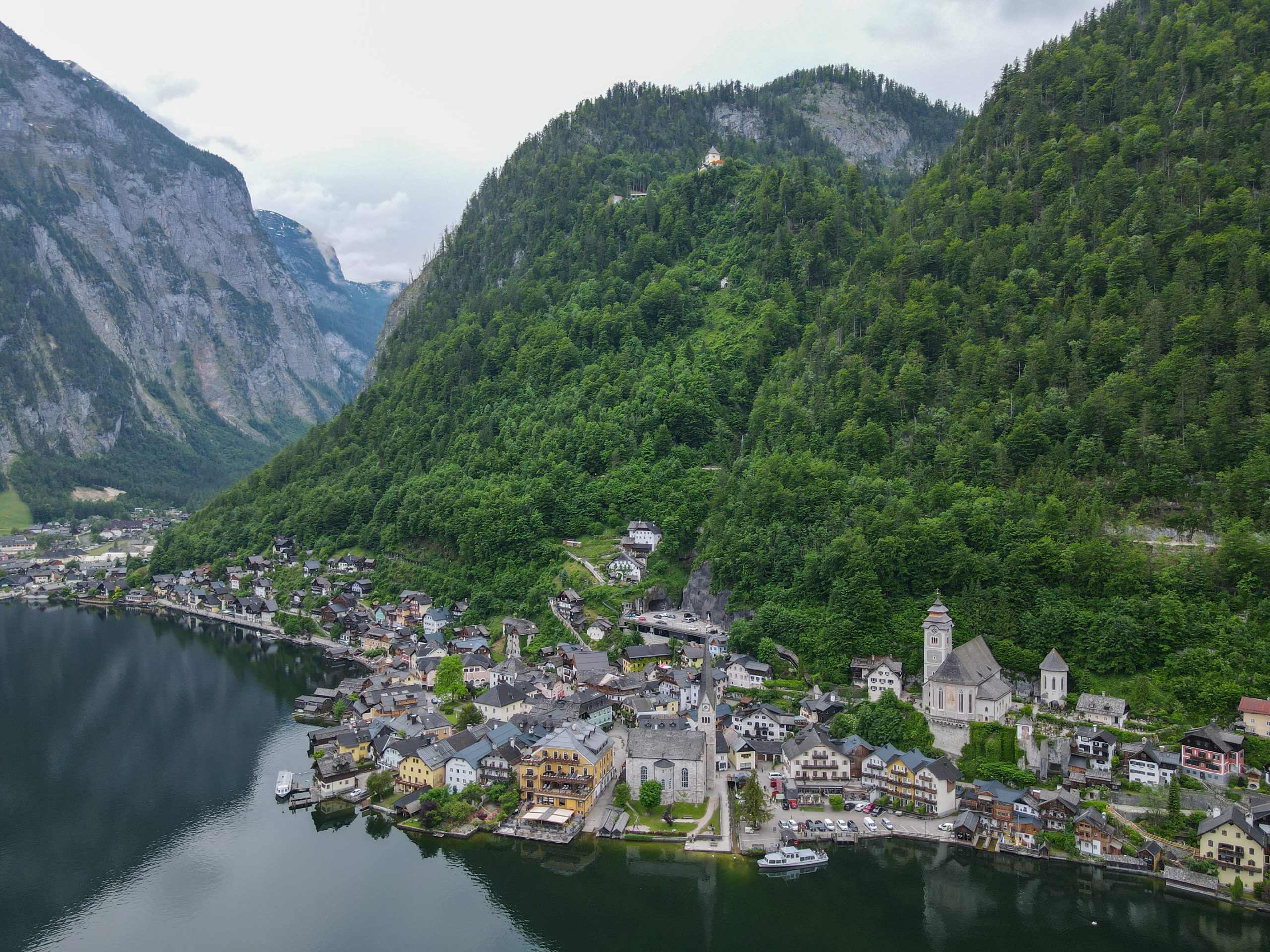 Hallstatt is een van de mooiste dorpen in de Alpen