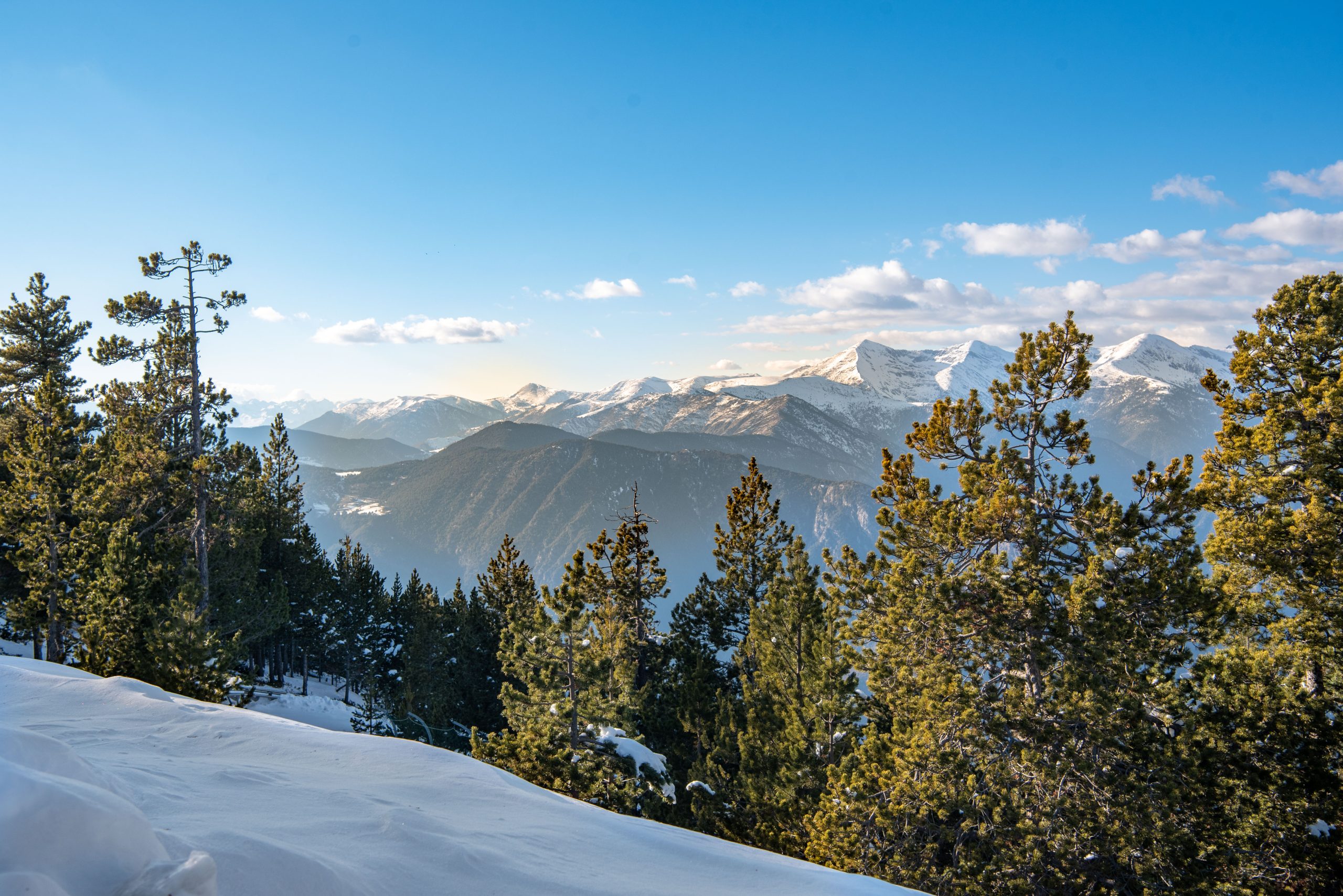 Het ruige berglandschap in Andorra