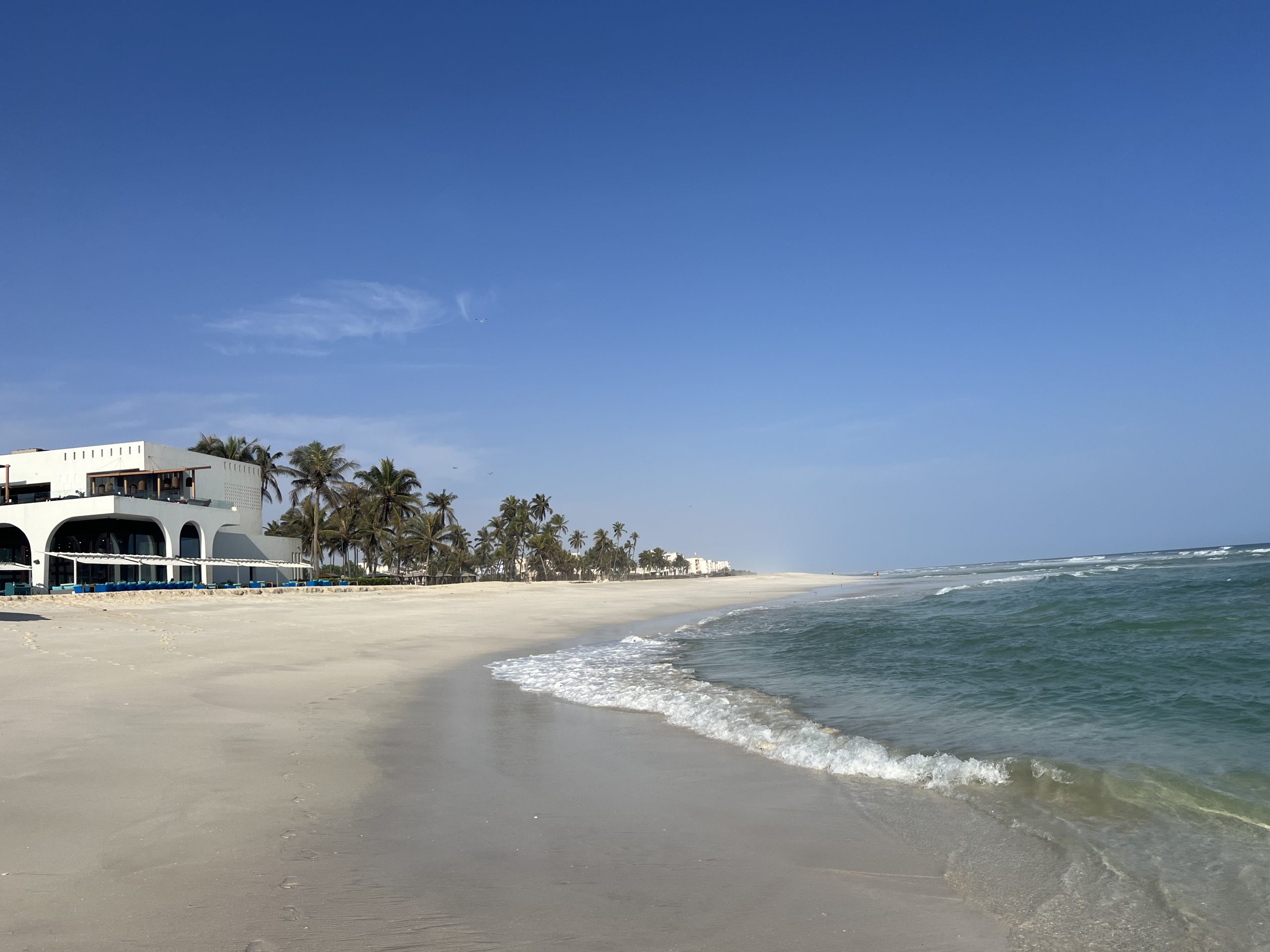 Het witte strand van Salalah