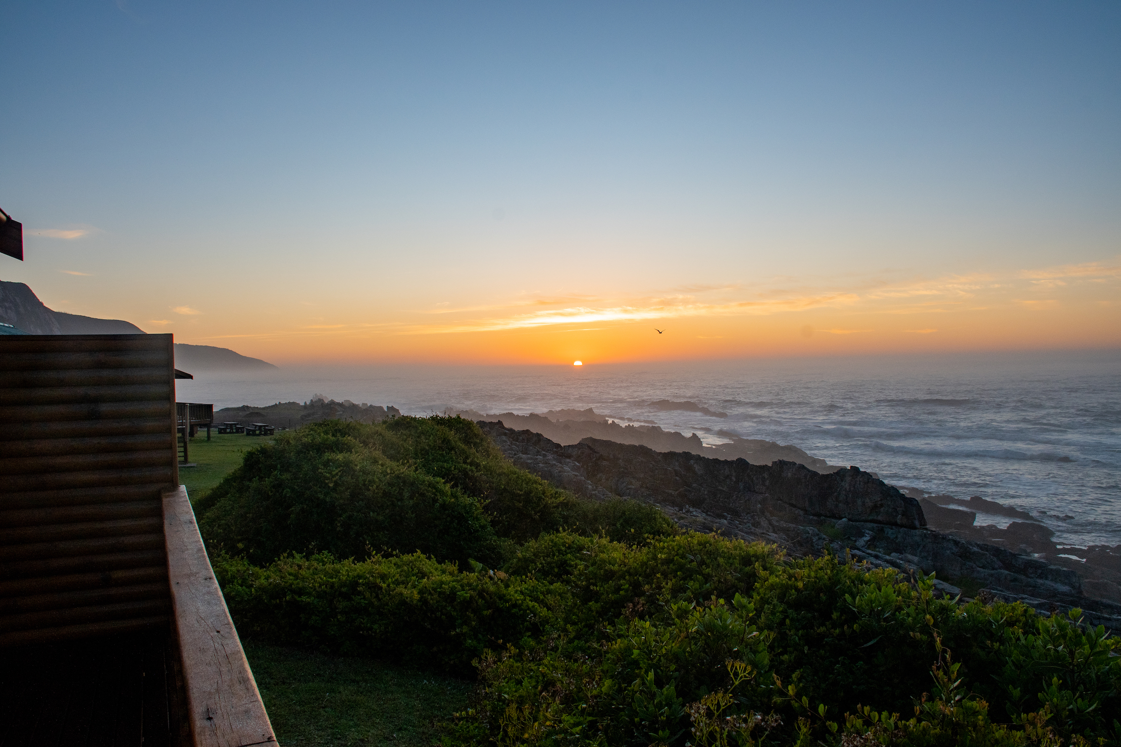 Ook de zonsopkomst in Zuid-Afrika is prachtig. Hoe mooi is dit uitzicht direct van ons balkon?