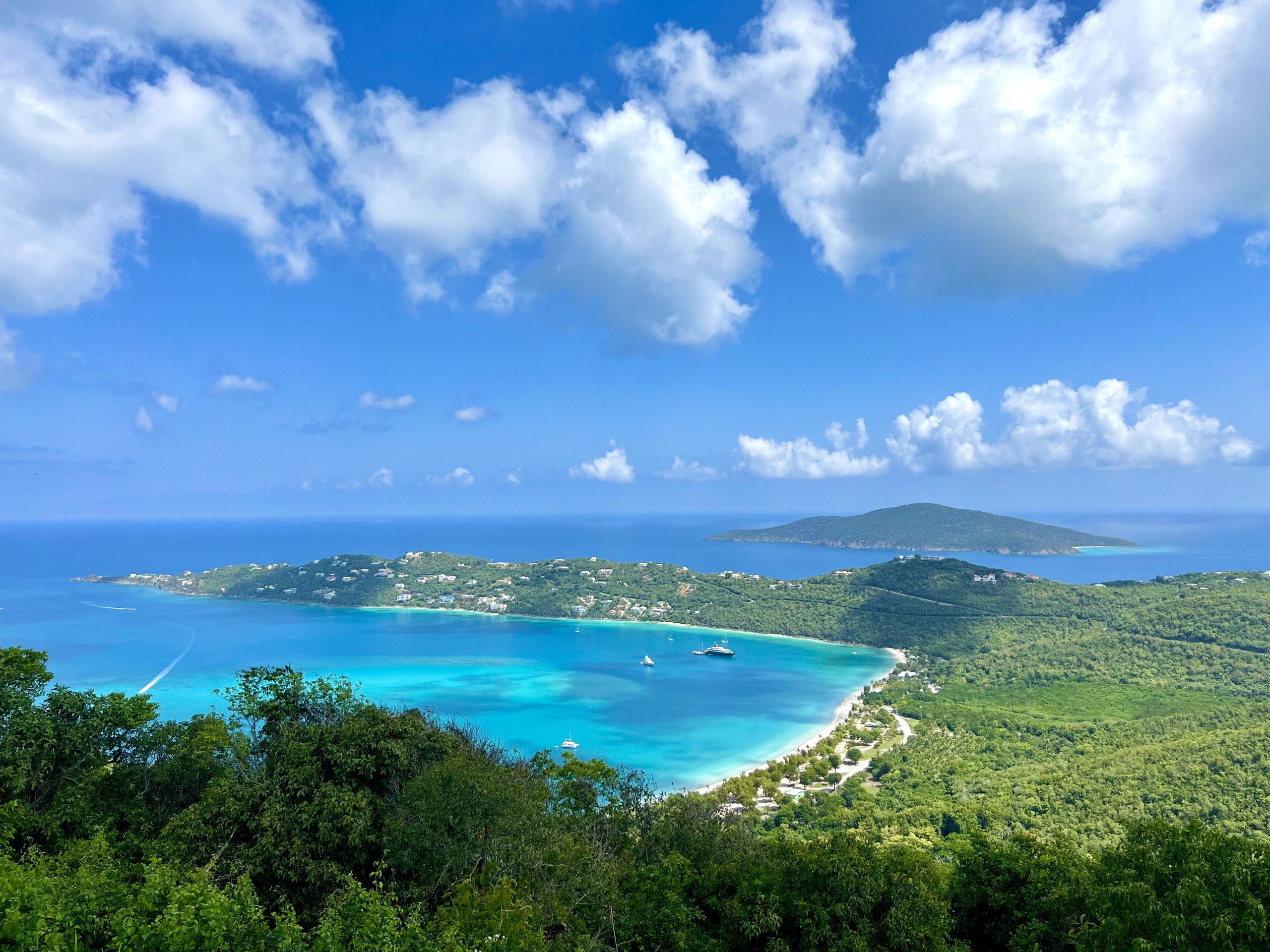 Dat is ze dan. Een van de 10 mooiste stranden ter wereld: Magens Bay