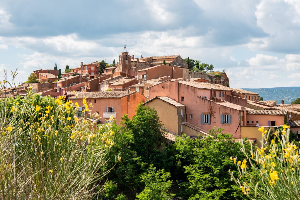 Het kleurrijke dorp Roussillon in de Vaucluse