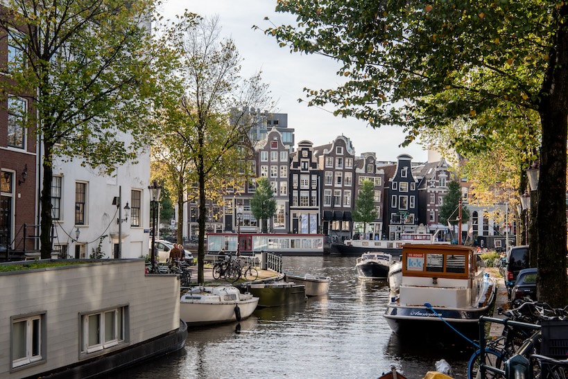 grachten-amsterdam-doorkijkje