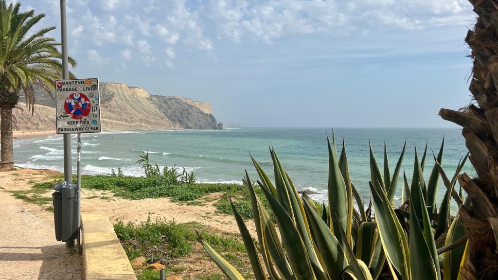 Rocha Negra in Praia da Luz