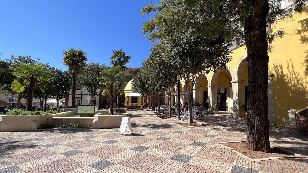 Gezelligheid in het leukste stadje Silves