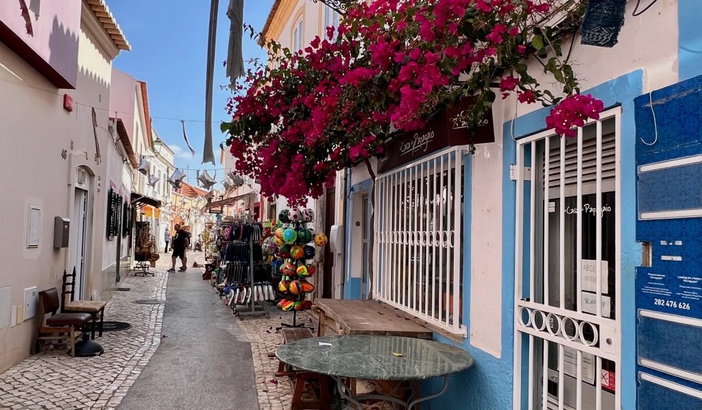 Ontdek de leuke straatjes in Ferragudo
