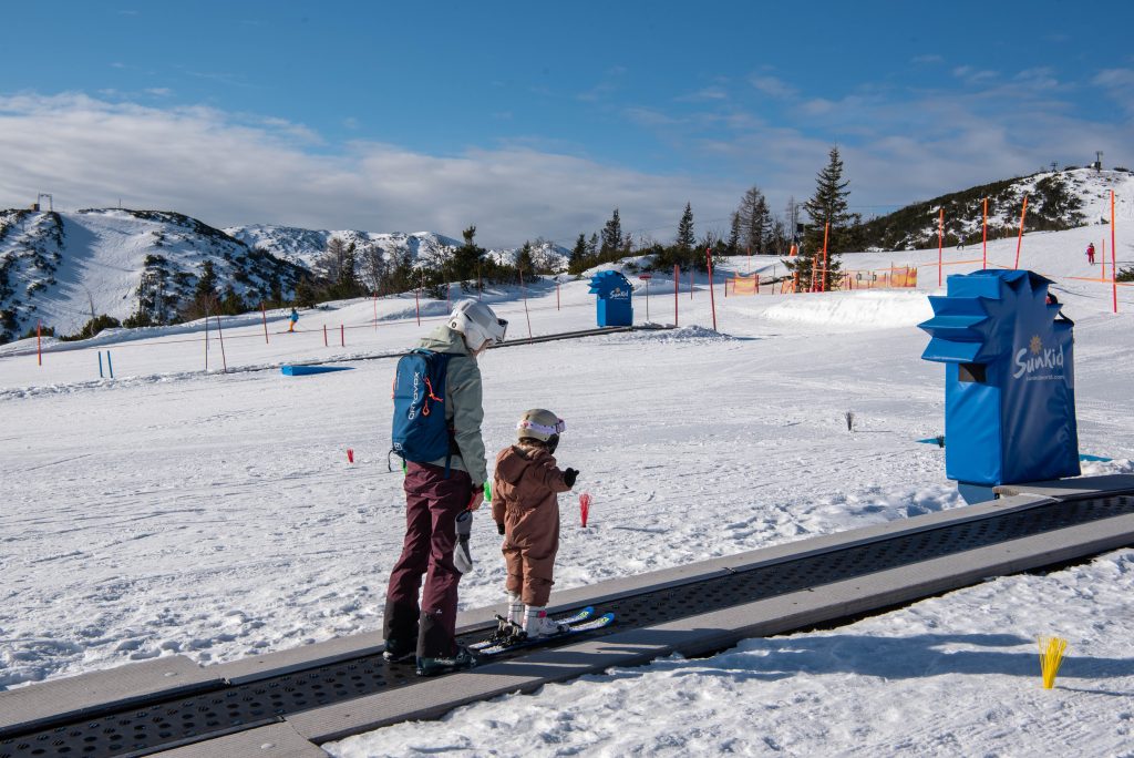 Leren skiën in het kinderland van Feuerkogel