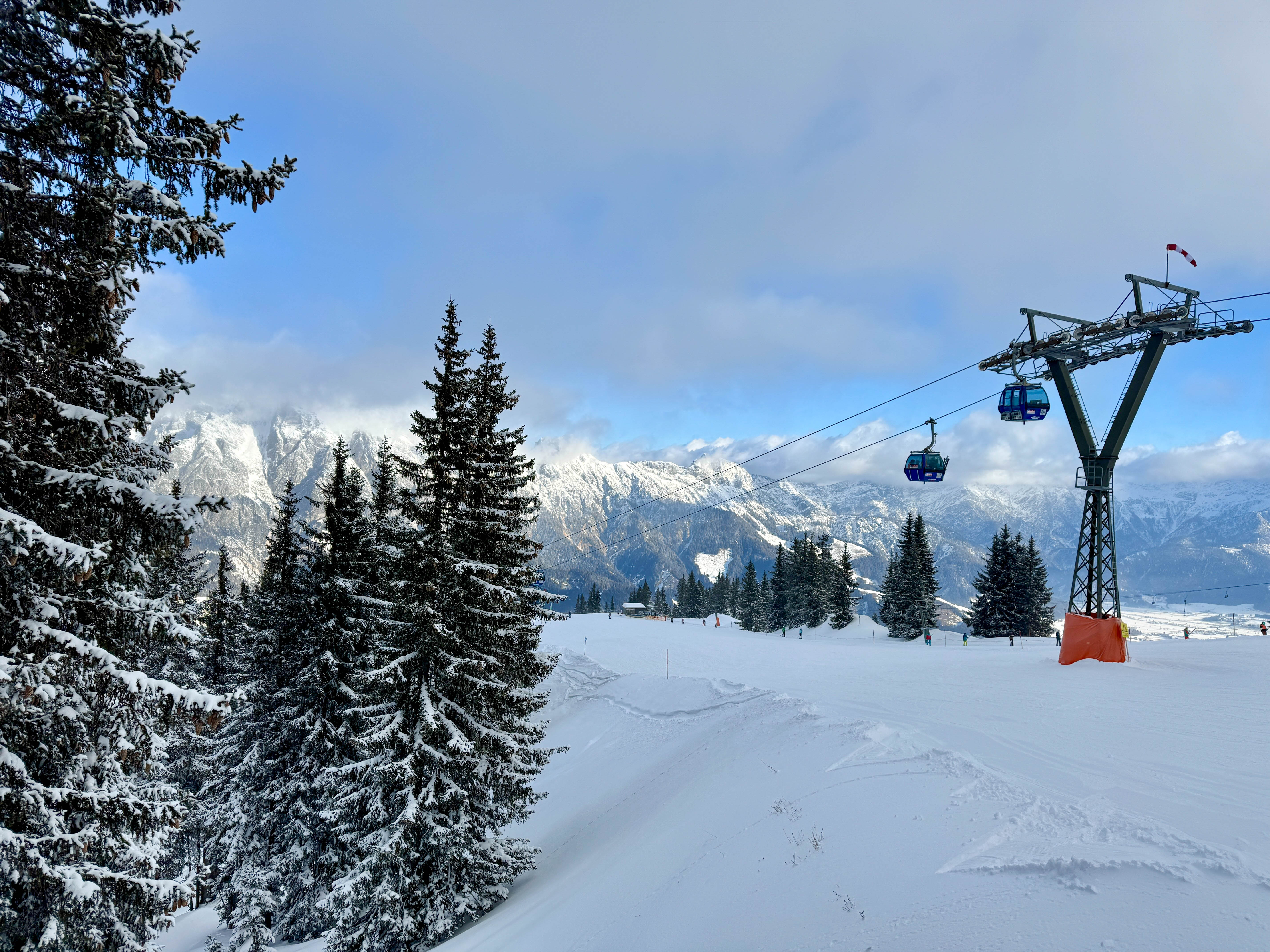 Hypermoderne skiliften in Oostenrijk