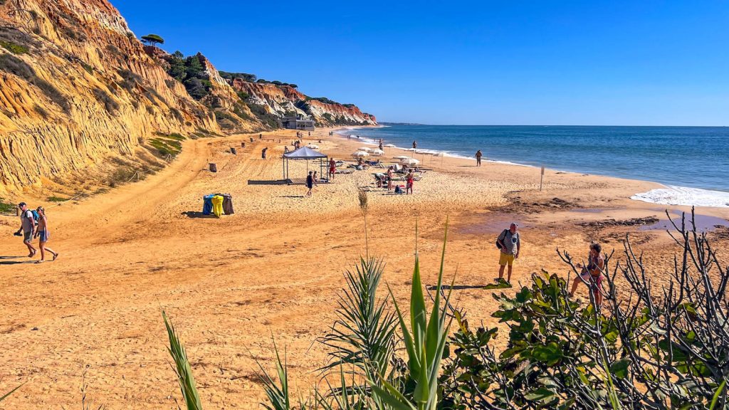 Strandwandeling op Praia da Falesia