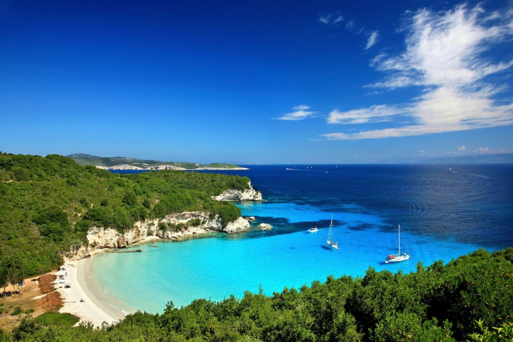 Voutoumi Beach op Antipaxos in Griekenland