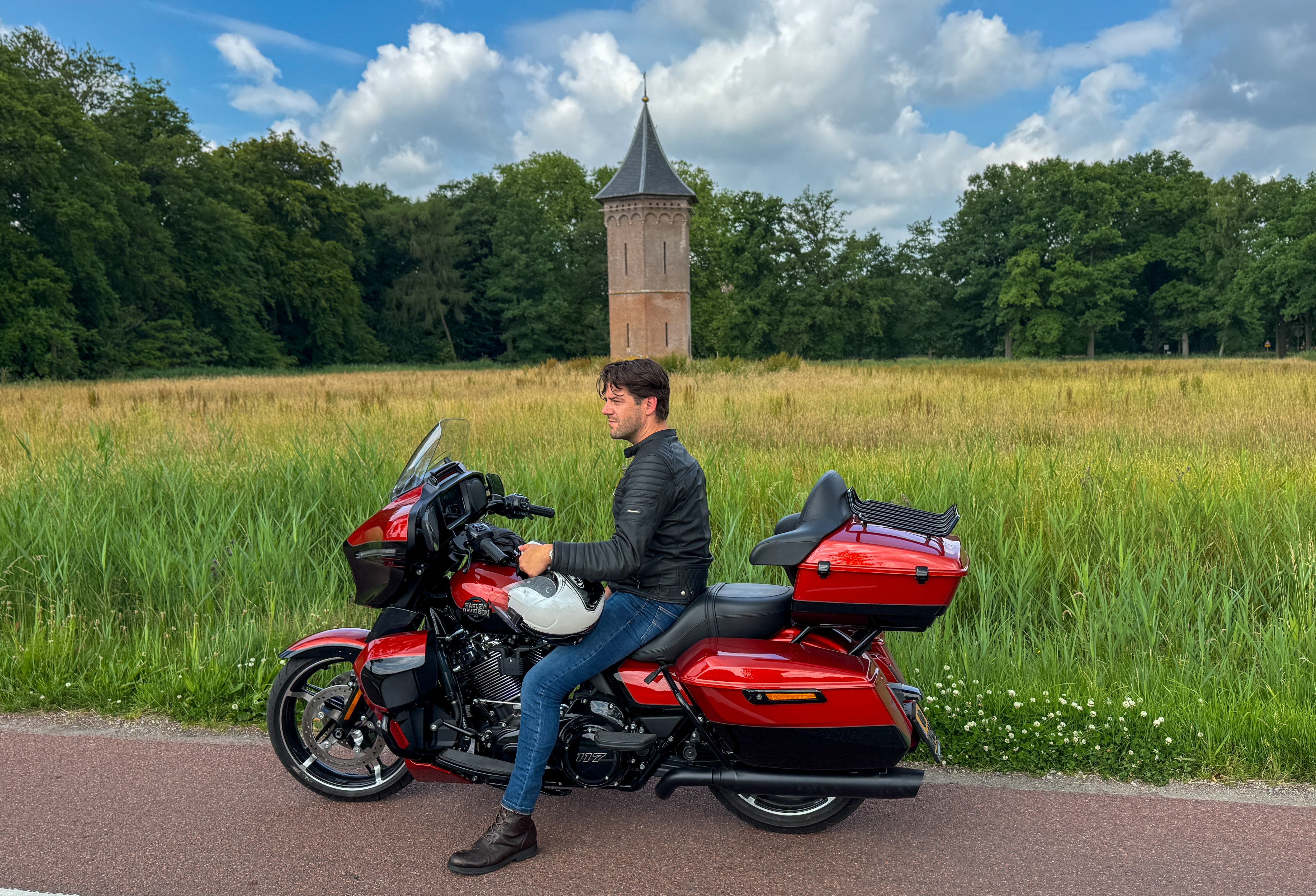 Harley Davidson Street Glide Ultra review