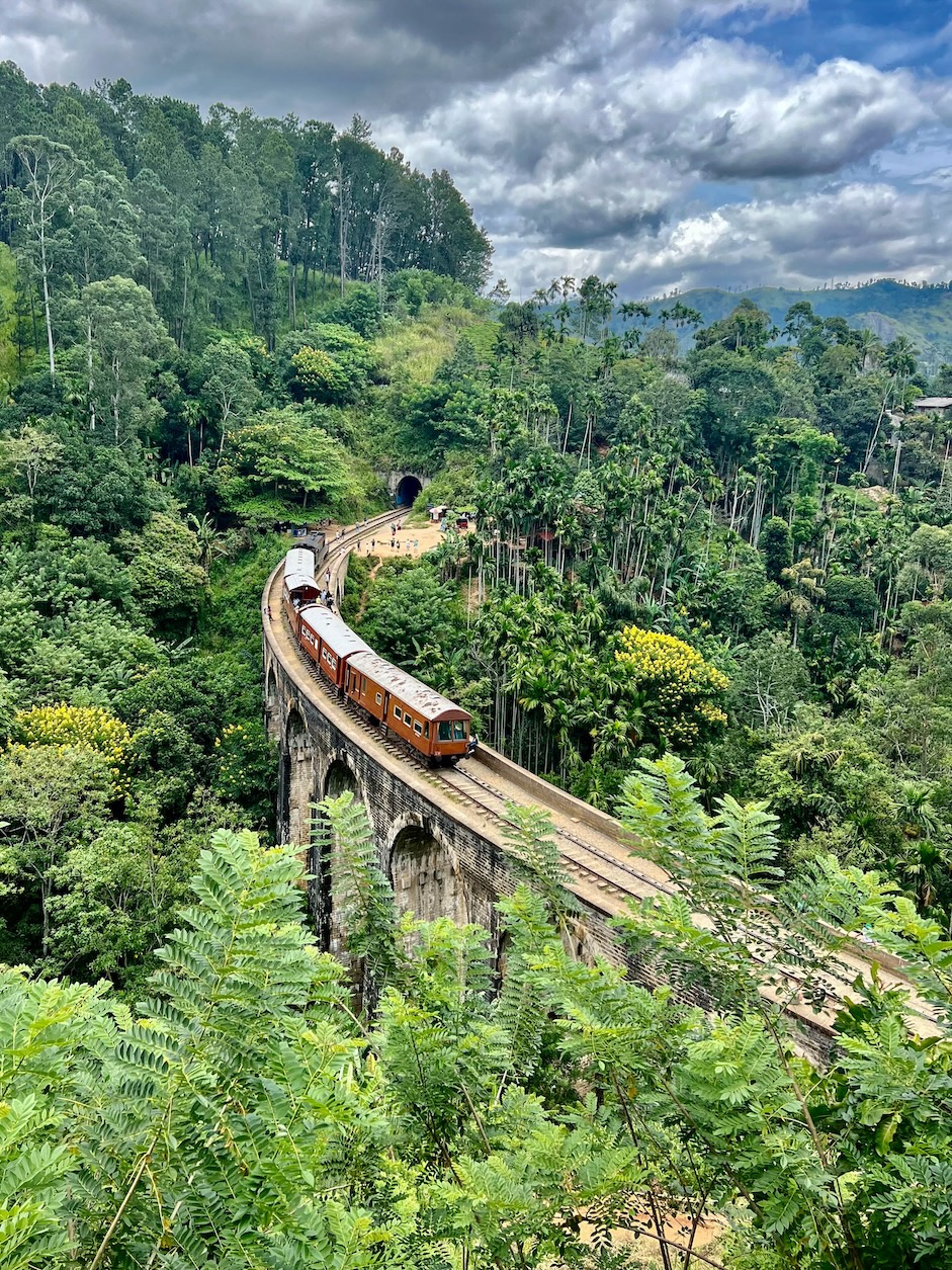 Nine Arch Bridge op Sri Lanka