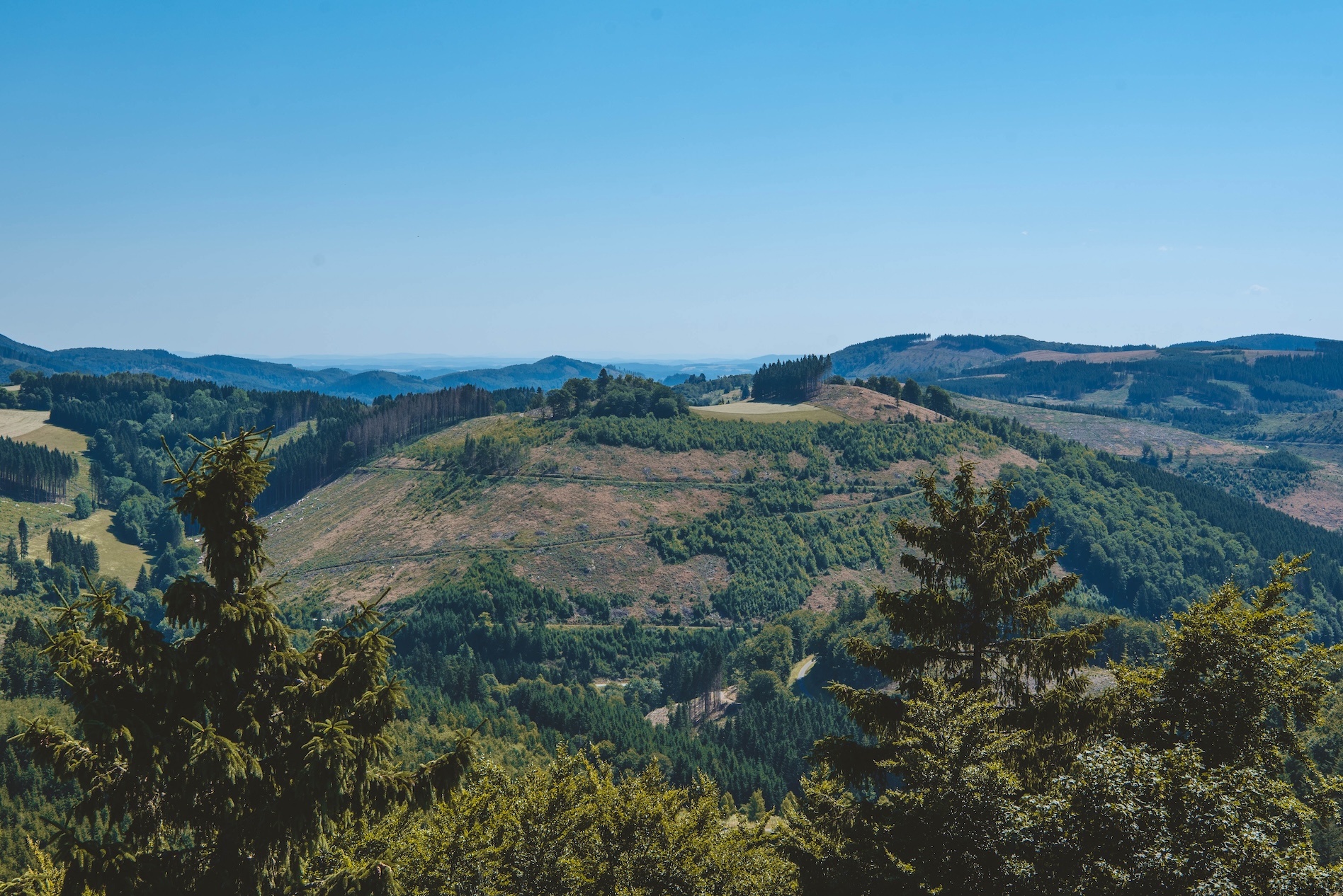 Uitzicht in het Sauerland in de zomer