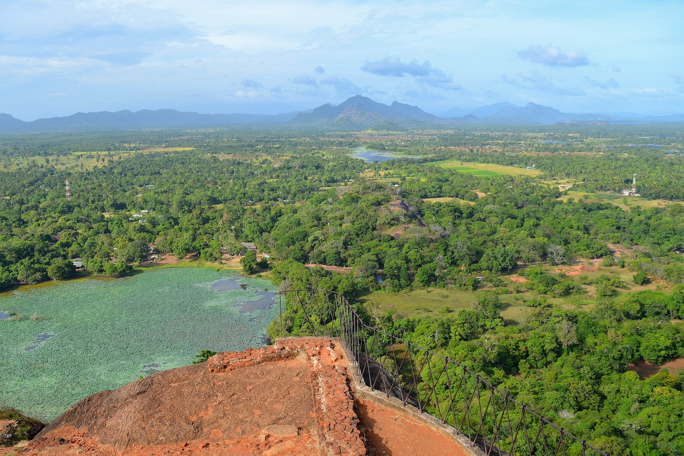 Het uitzicht vanaf Sigiriya