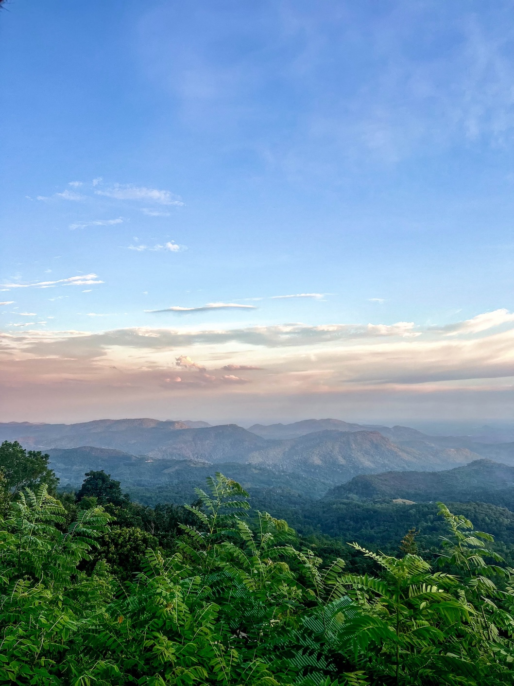 Uitzicht op het binnenland van Sri Lanka