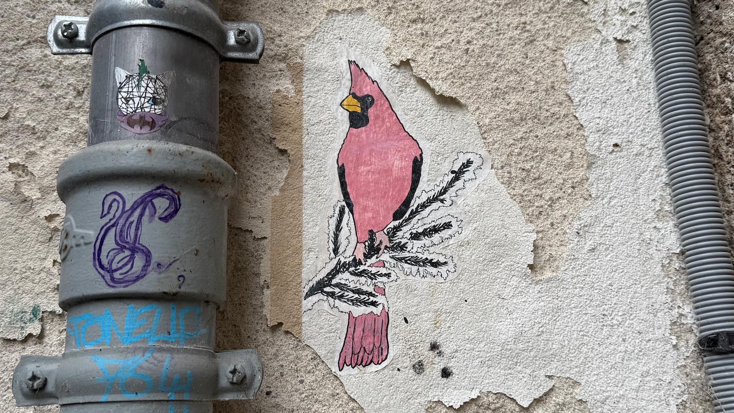 signs op de muren van Rennes