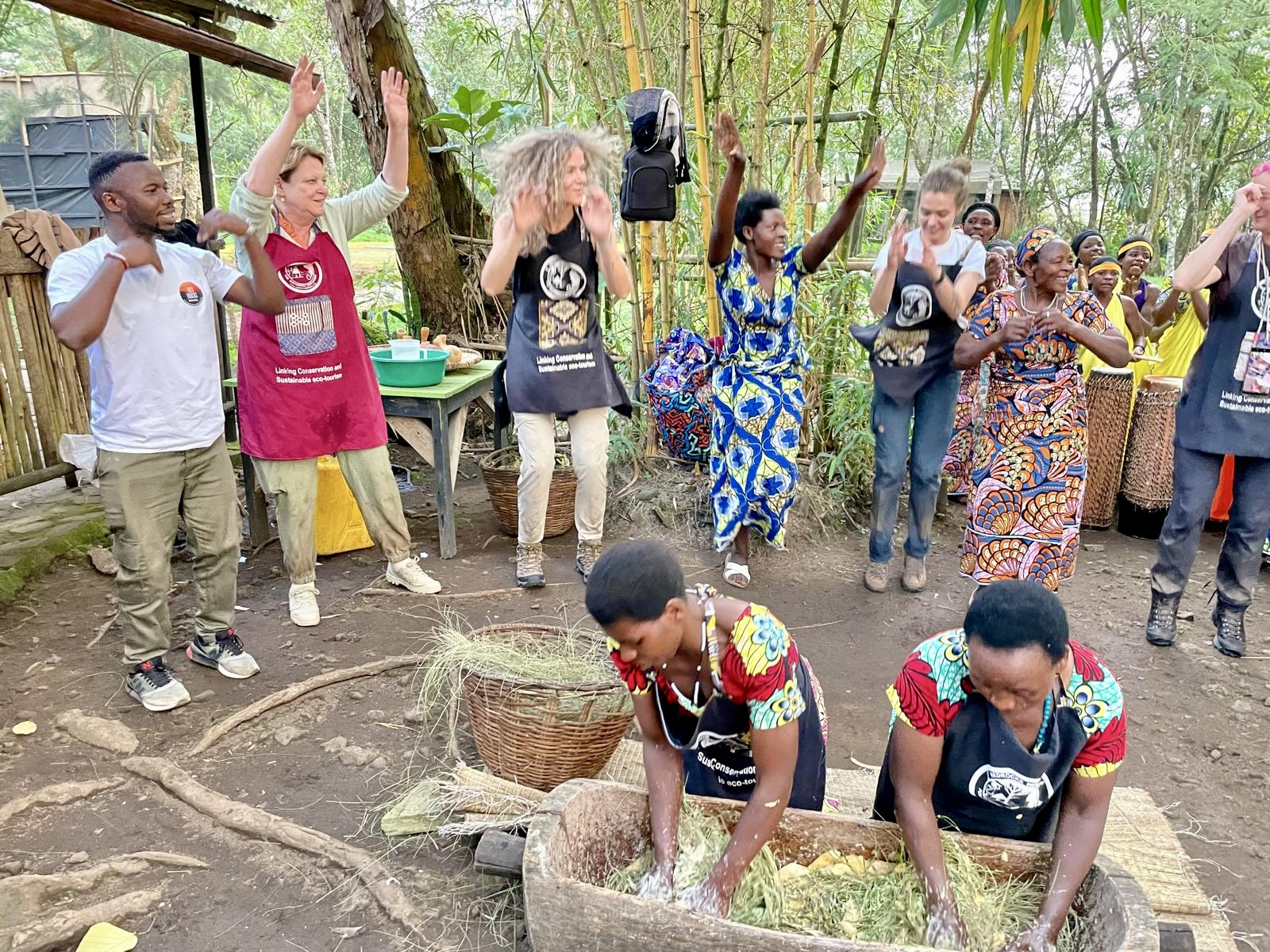 Wij maken bananenbier volgens een oud ritueel