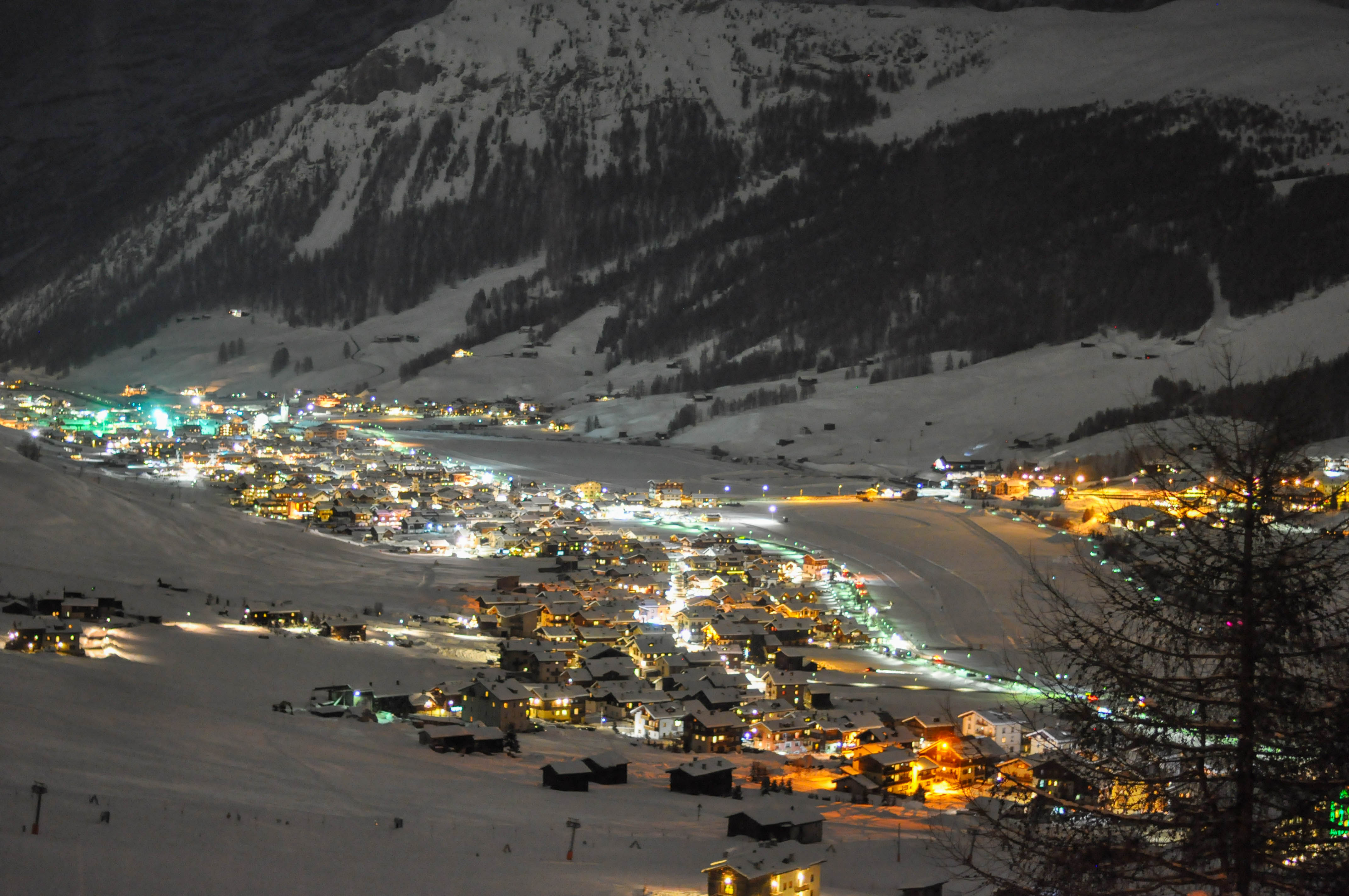 livigno by night