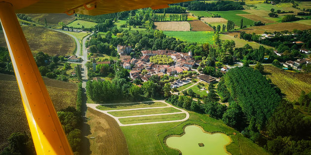 Gers in Frankrijk gezien vanuit een mini-vliegtuigje