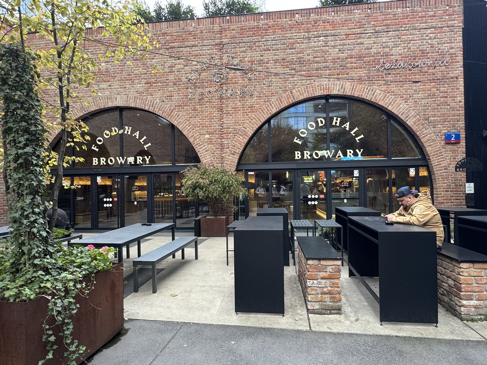 Het is goed te zien dat Warschau ook echt een hippe studentenstad is