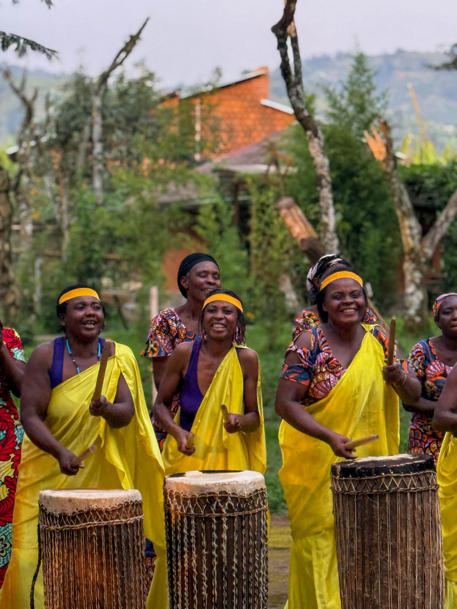 Rwandese vrouwen die muziek maken