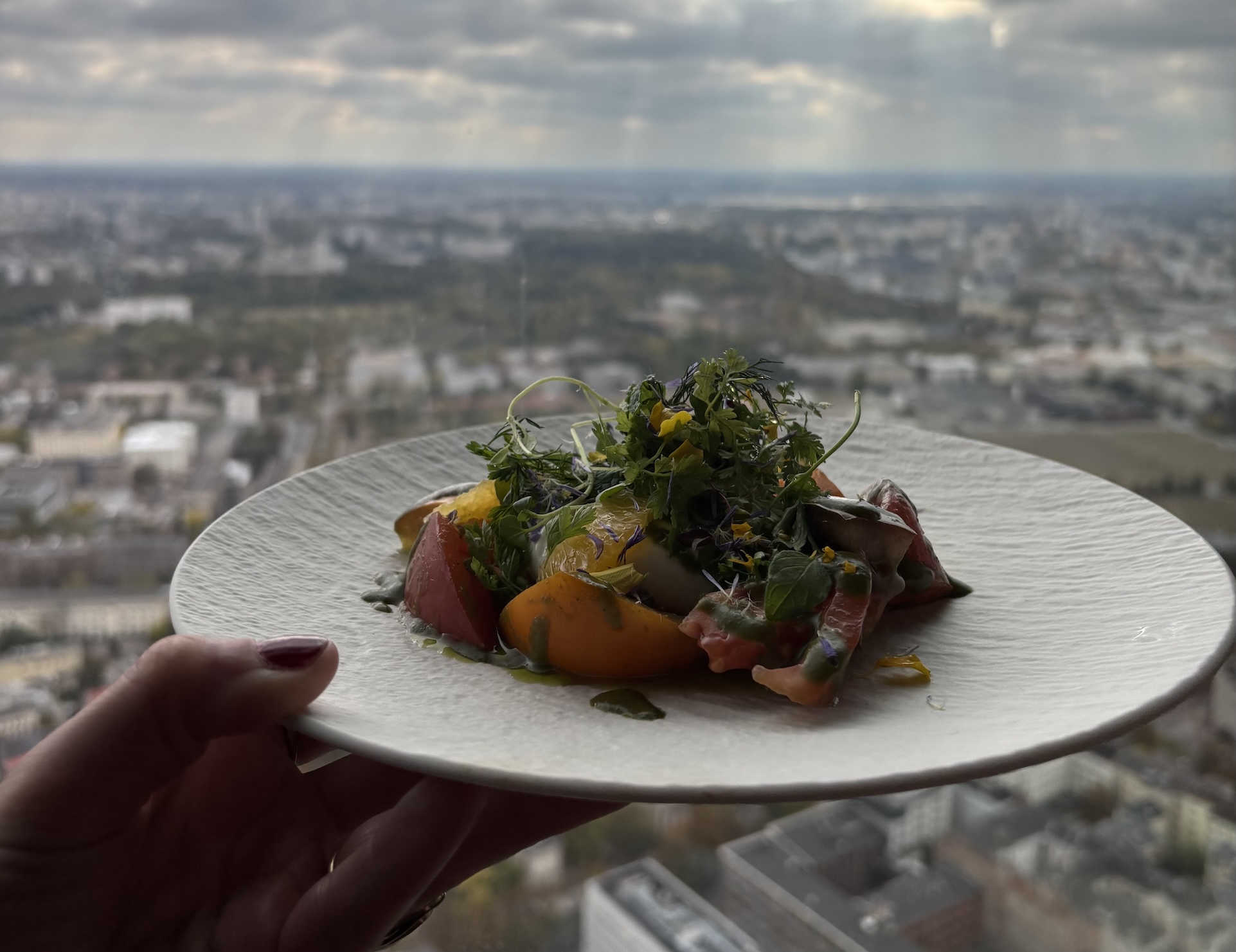 Lekker (en bijzonder) lunchen bij het restaurant High Garden in Warschau