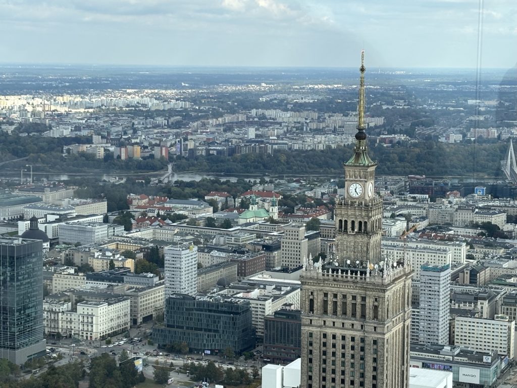 Uitzicht vanaf de High Line in Warschau