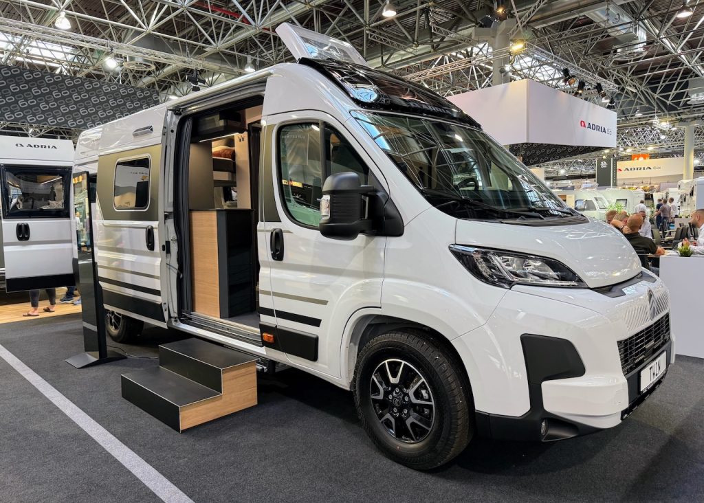 Buscamper van het merk Adria