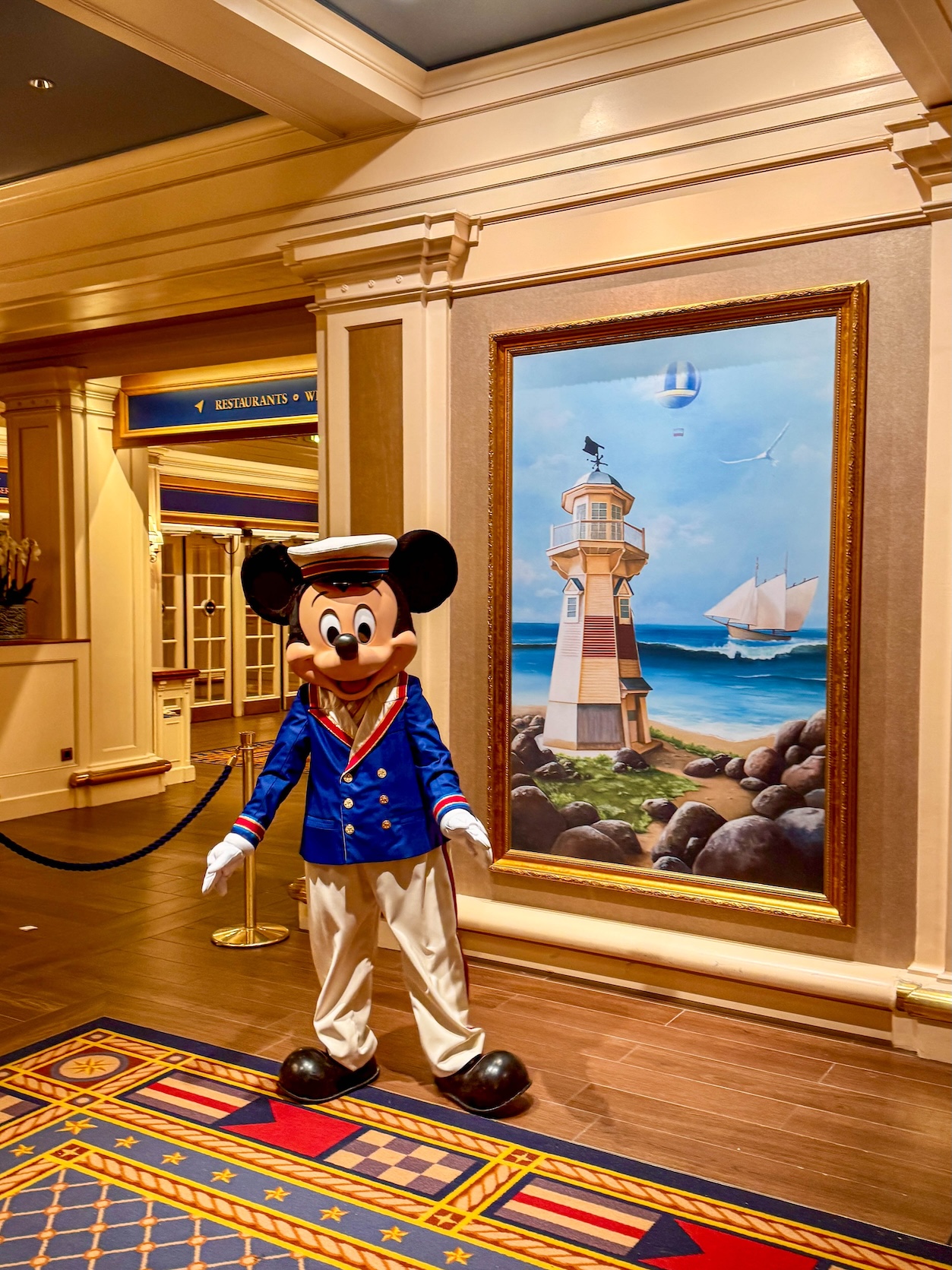 Disney's Newport Bay Club meet & greet met Mickey Mouse
