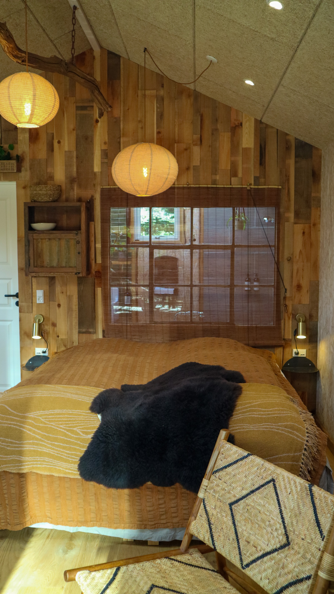 Bed in de Valley Cabin van Camp Adventure