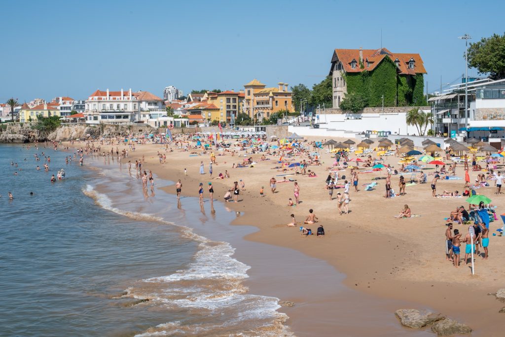 Praia da Duquesa in Cascais