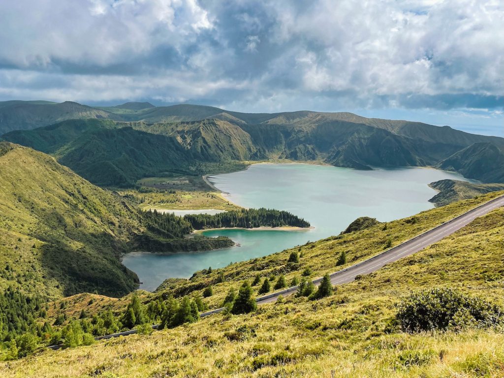 Mooi uitzicht op natuur op de Azoren