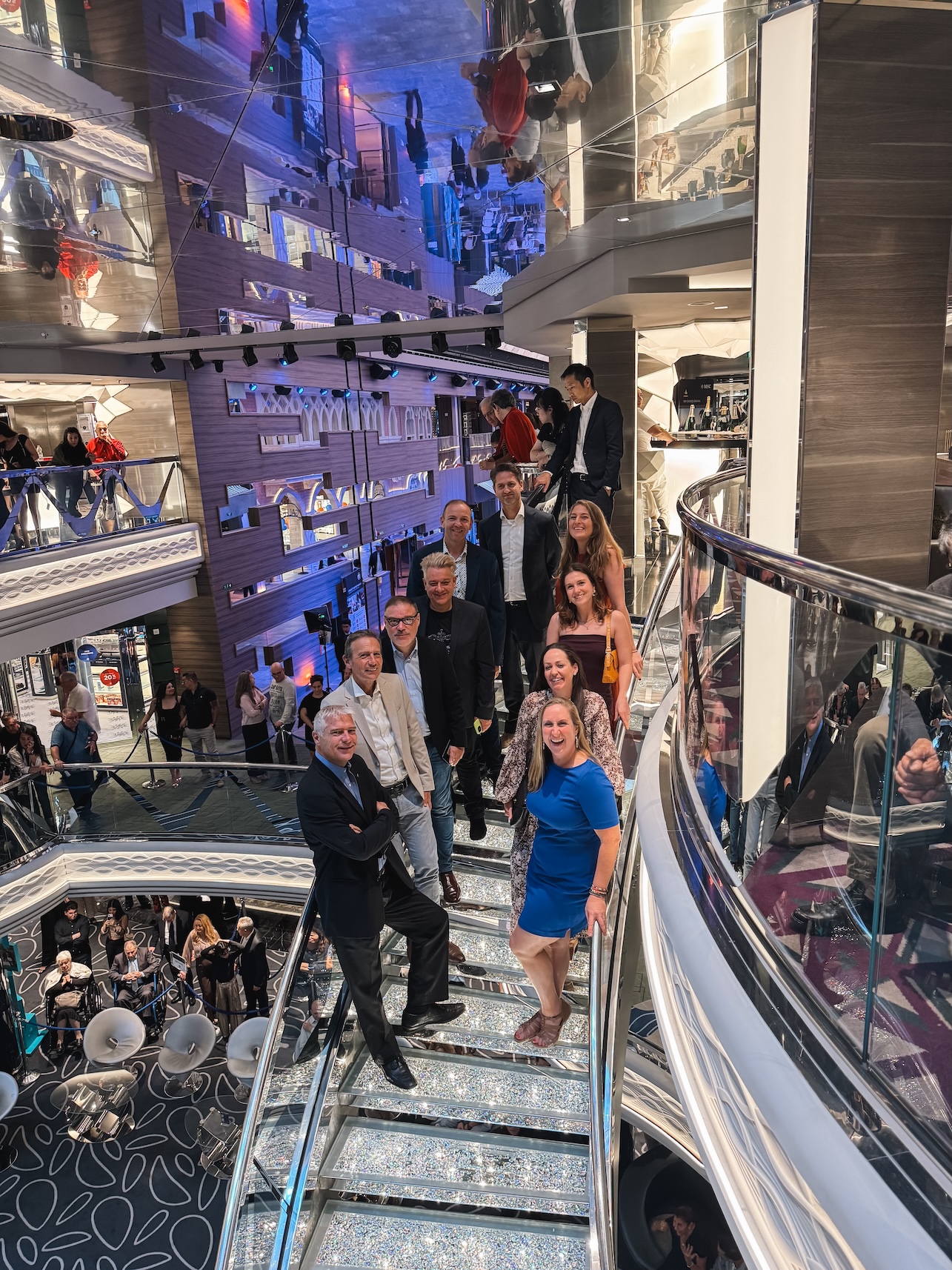 De beroemde Swarovski trappen van MSC Grandiosa