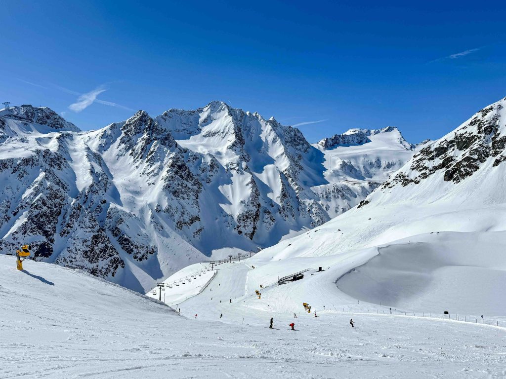 Uitzicht op het skigebied van Sölden