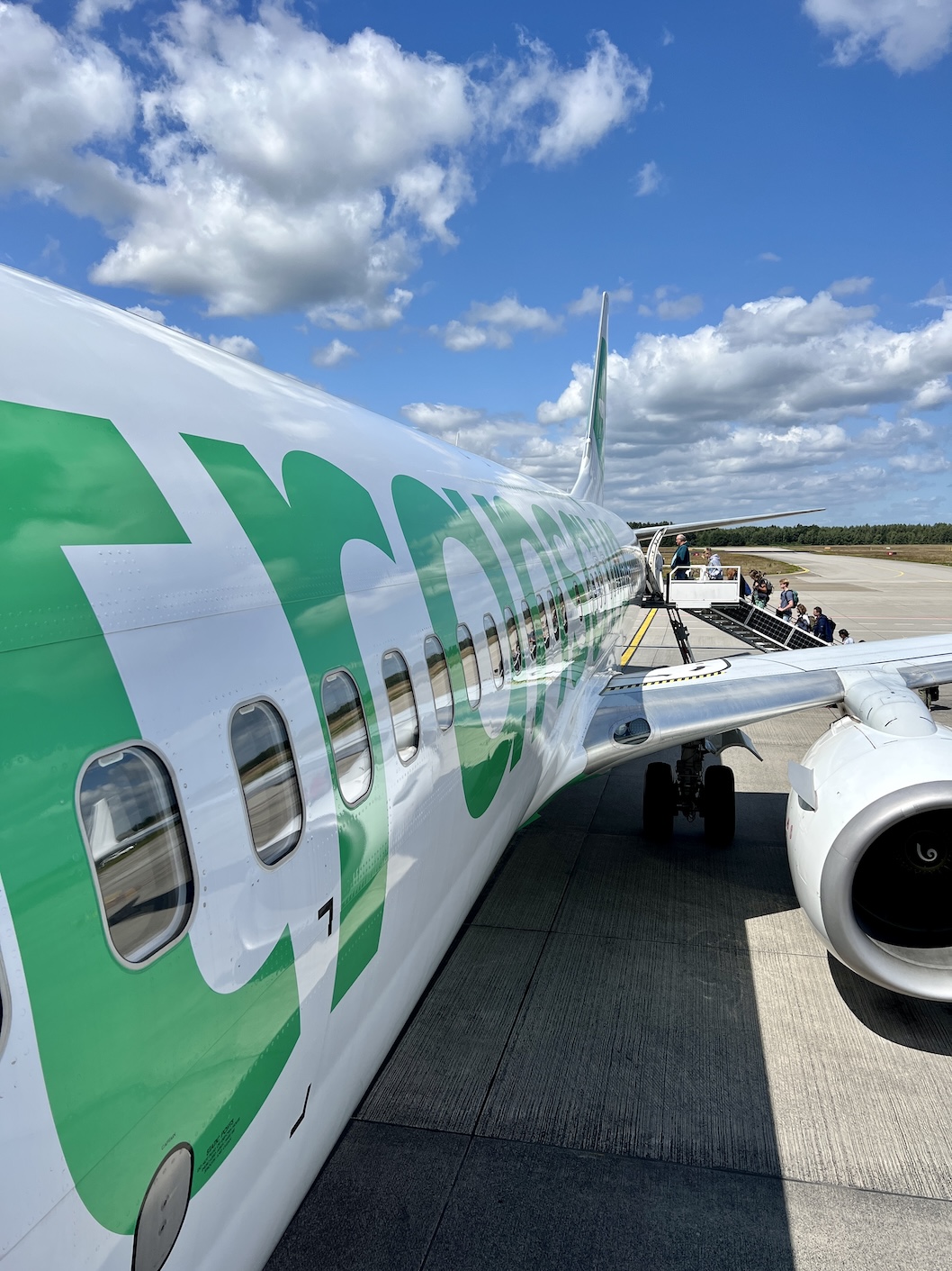 Transavia vliegtuig op Eindhoven Airport
