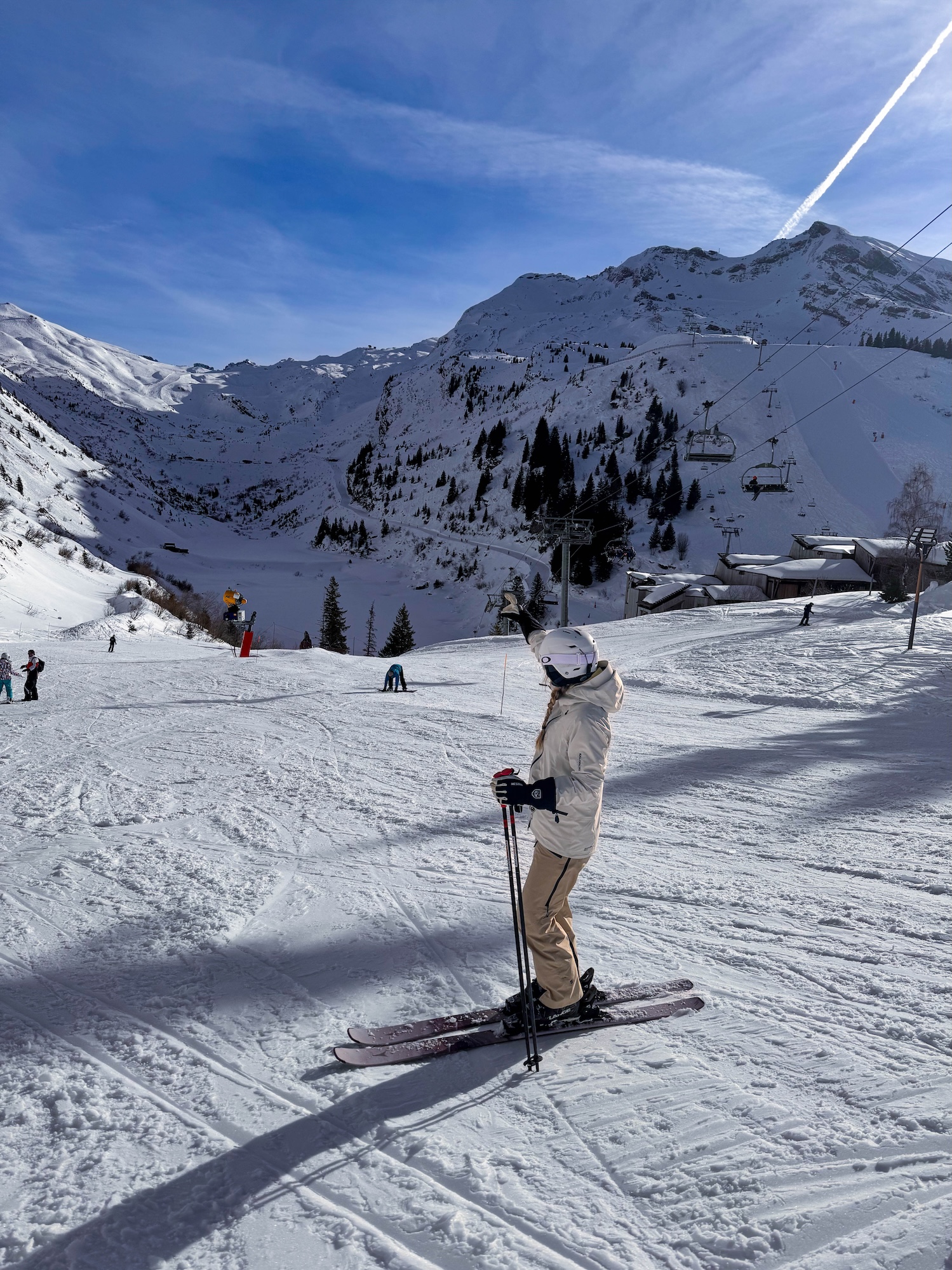 Skiër op de piste in Avoriaz