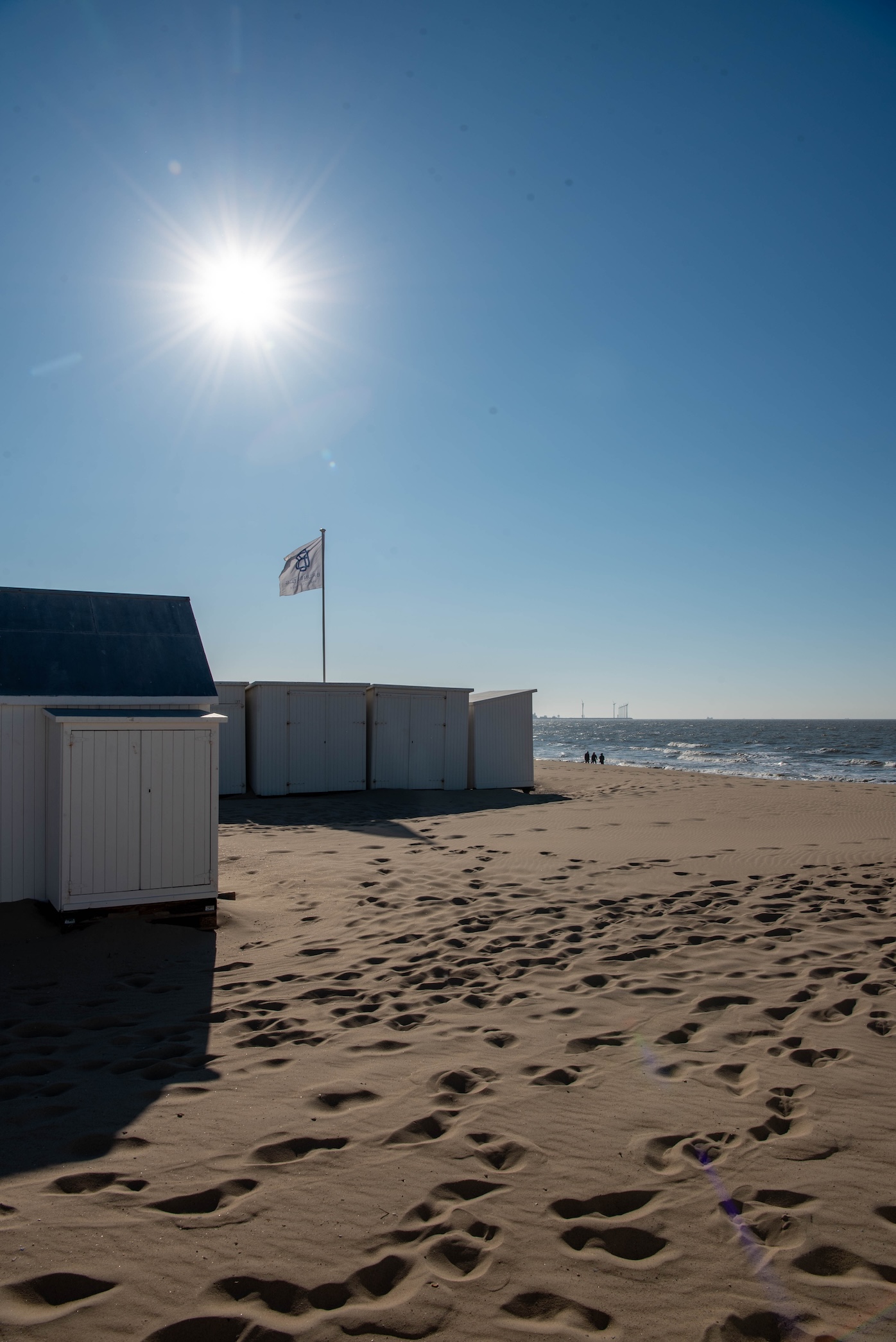 Strand in Knokke-Heist op een zonnige dag