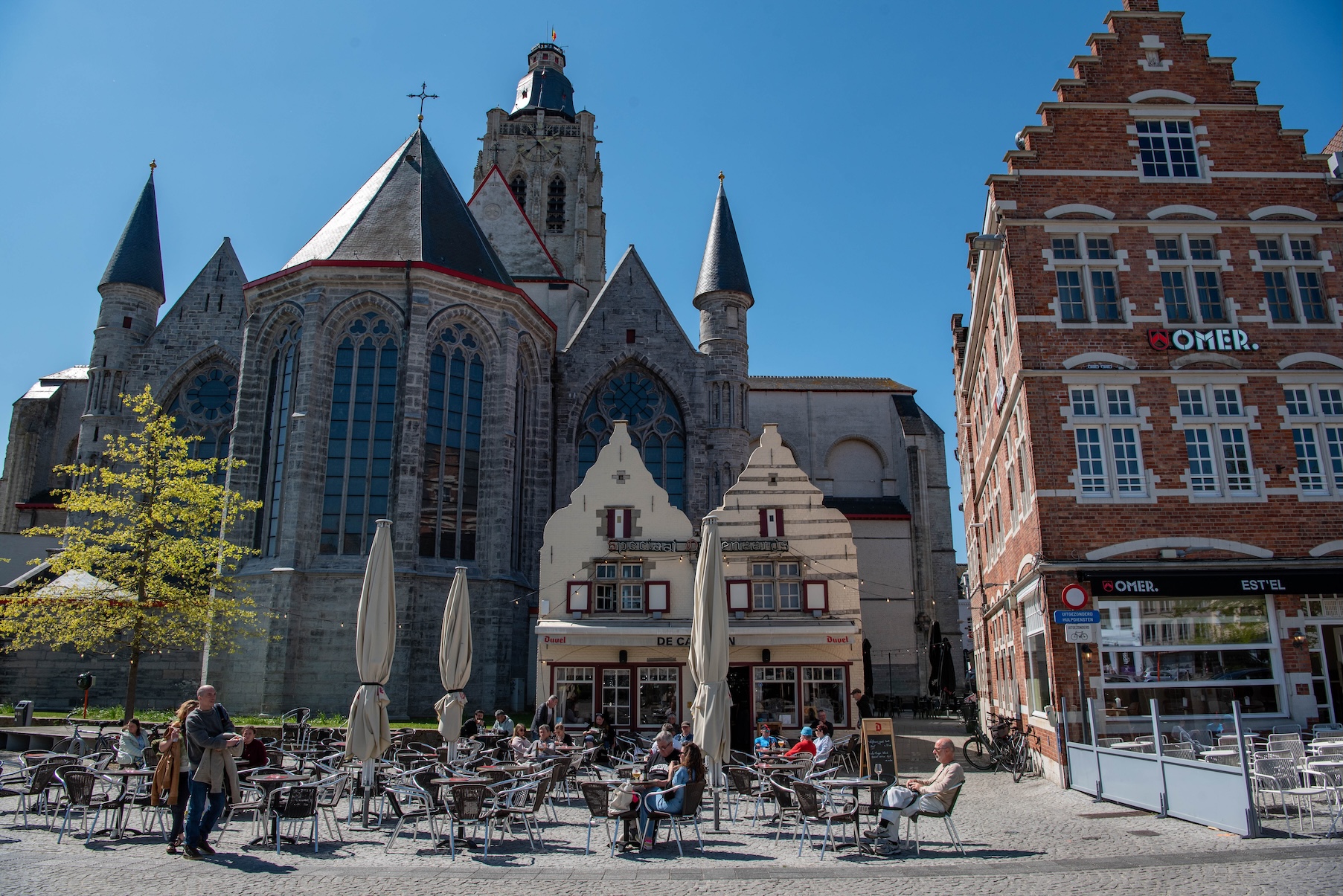 Mooie gevels in het centrum van Oudenaarde in België