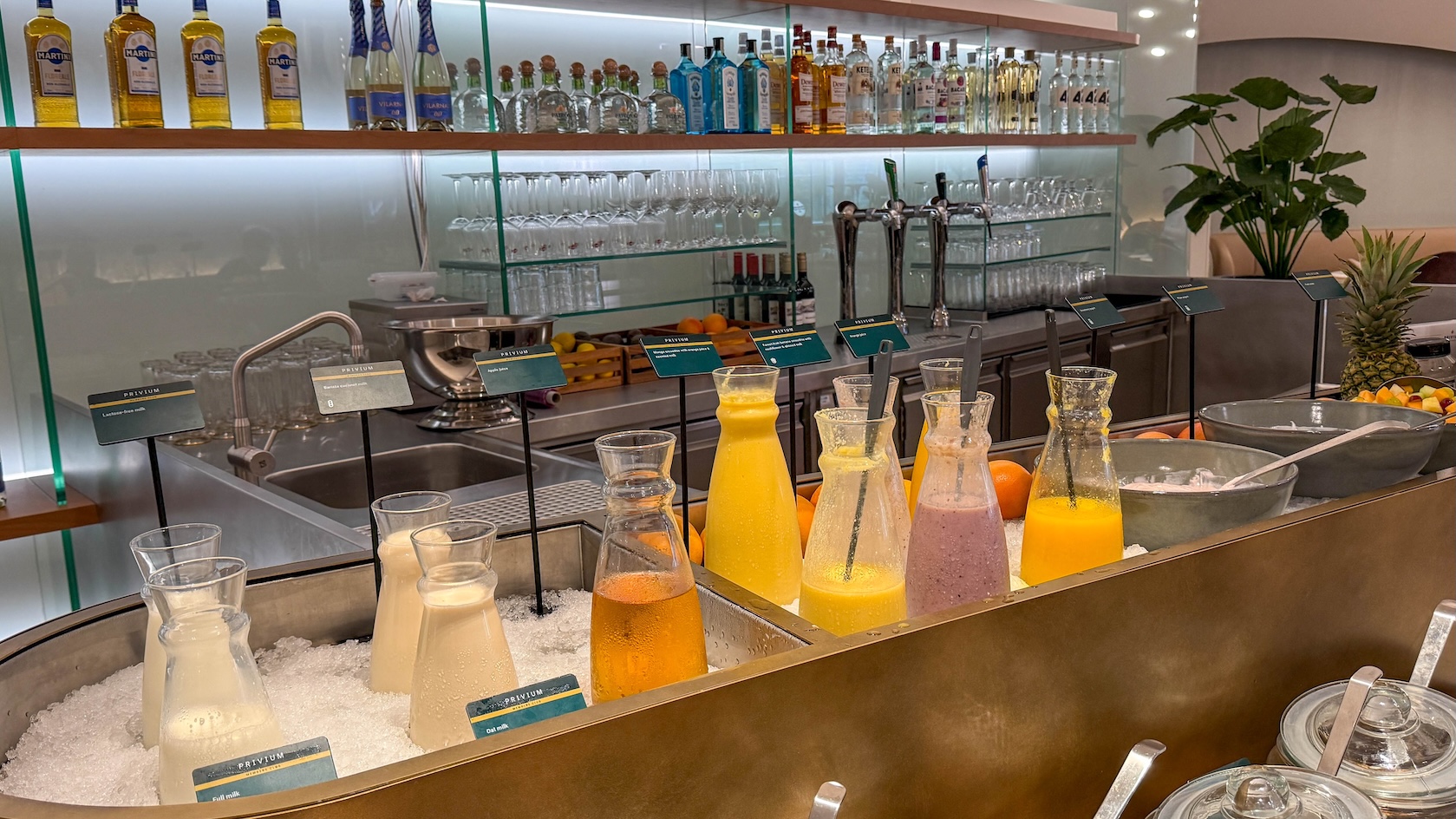 Smoothie bar in de nieuwe privium lounge op Schiphol