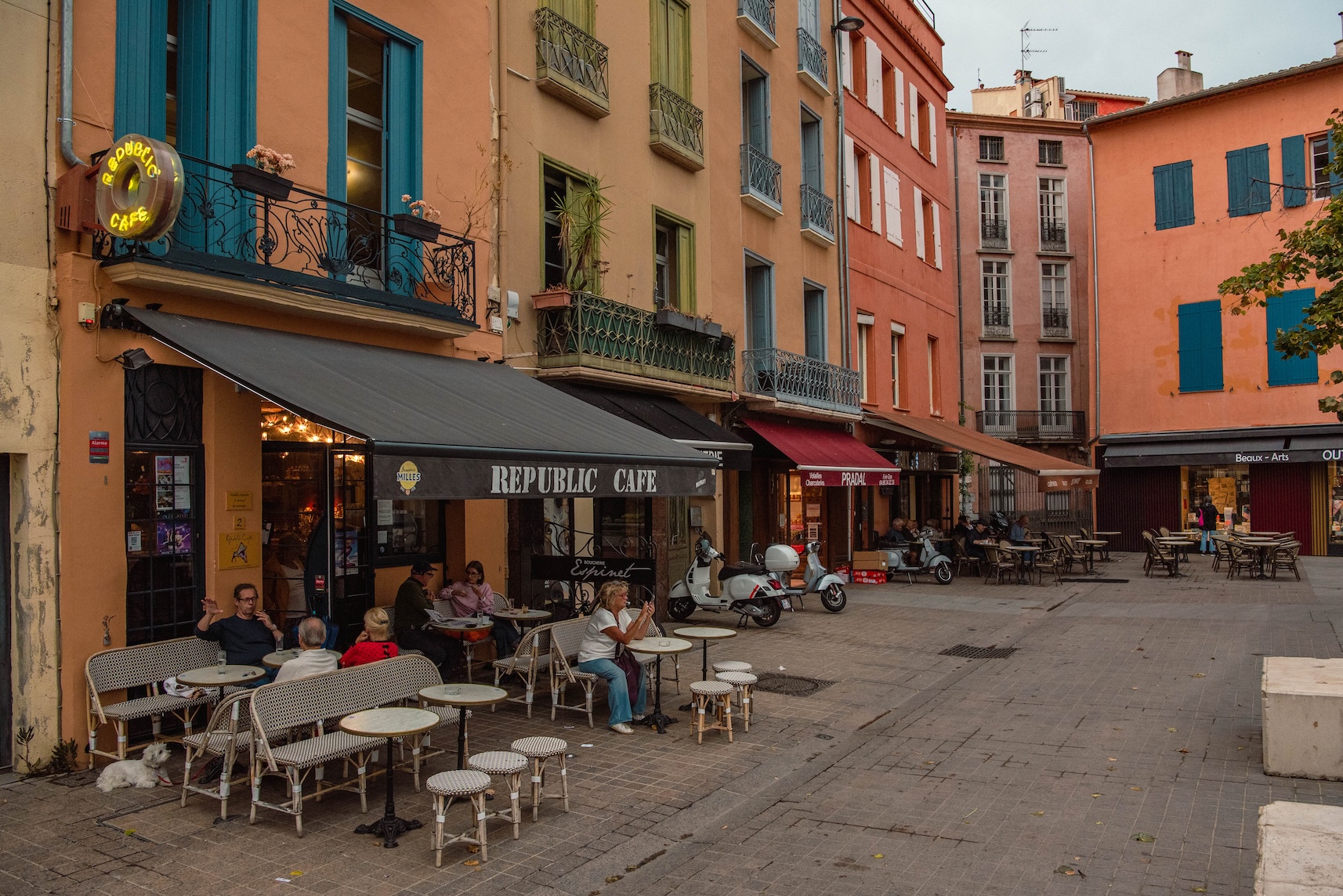 Place de la république in Perpignan