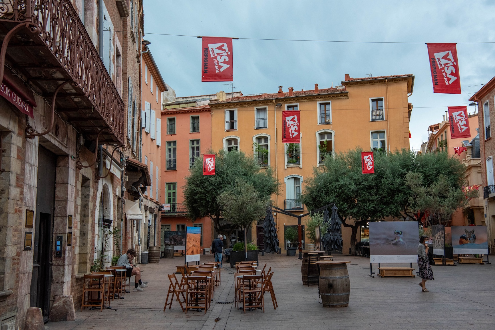 Kleurrijk plein in Perpignan