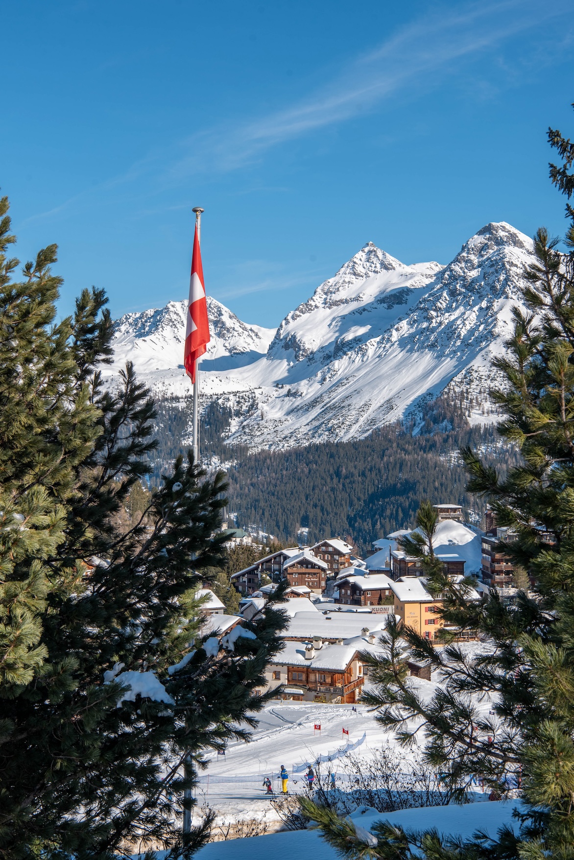 Doorkijkje naar de pistes van Arosa