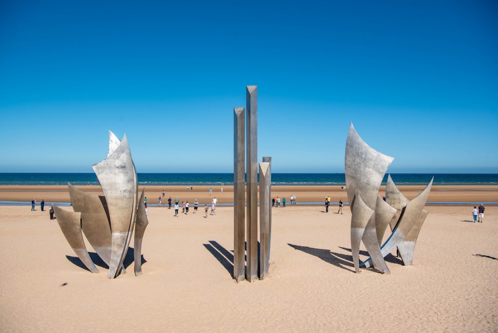 Monument op het strand van Omaha Beach