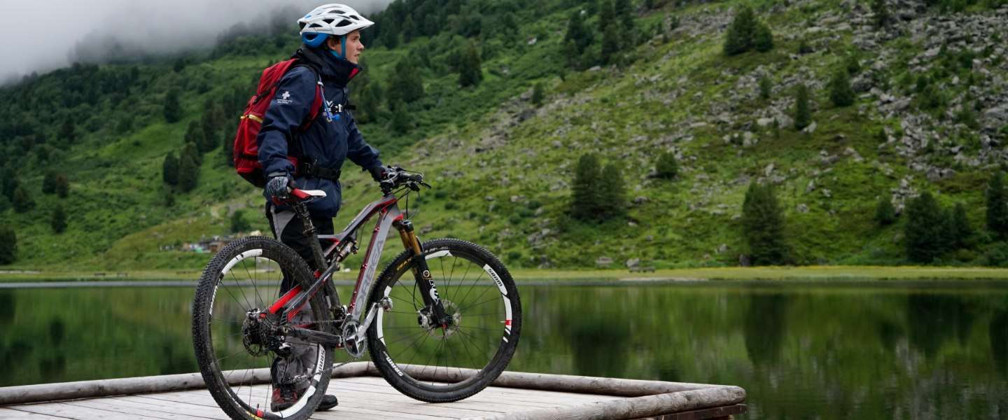 mountainbiken-meribel-lac-du-tueda.jpg