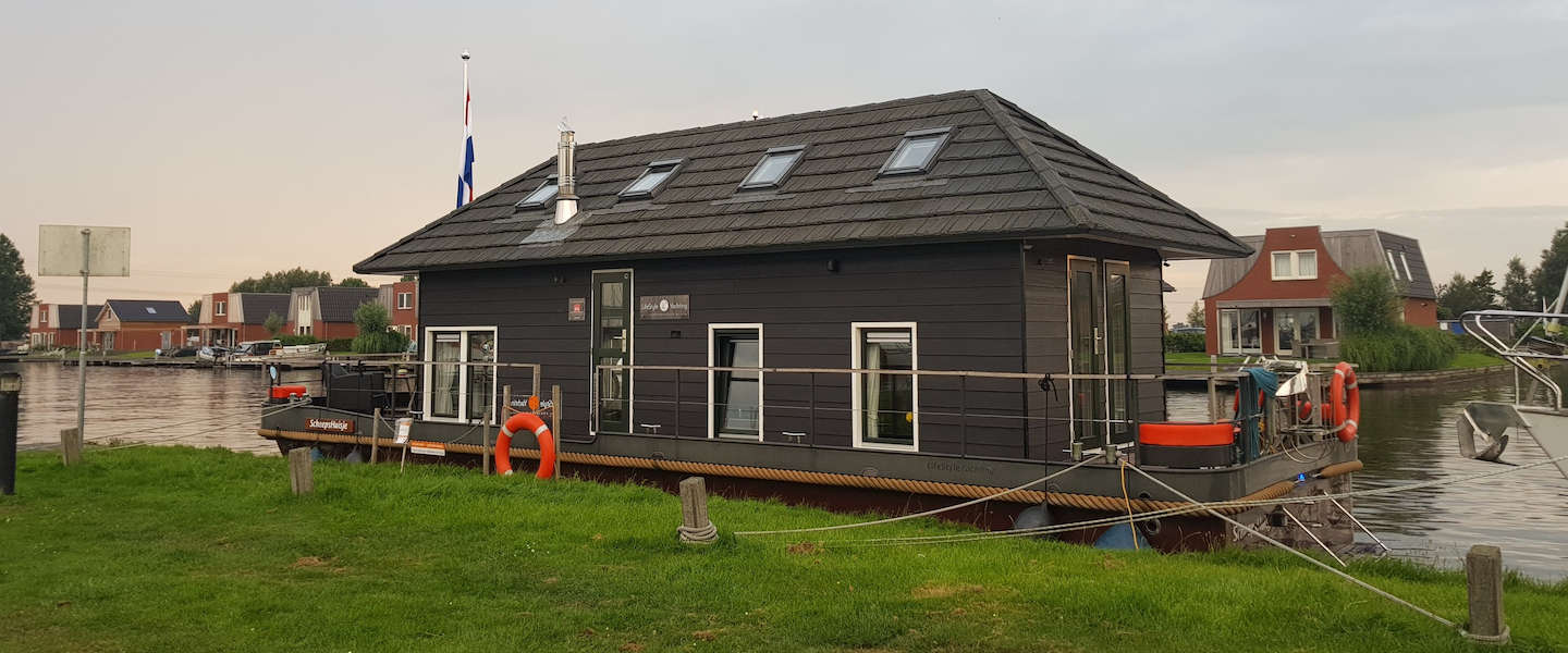 vaarhuisje-scheepshuisje-haarlem.jpg