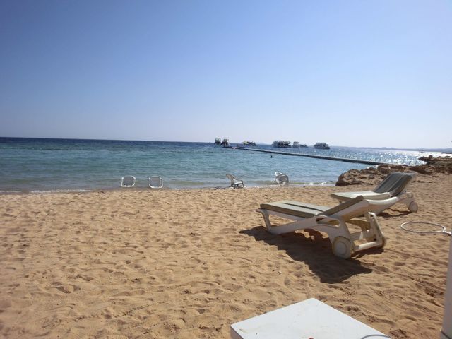 Aan zee is het lekker rustig, de ideale plek om lekker bij te tanken en vitamine D op te doen!