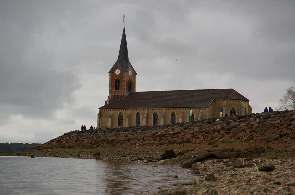 CHURCH_LAC_DE_DER