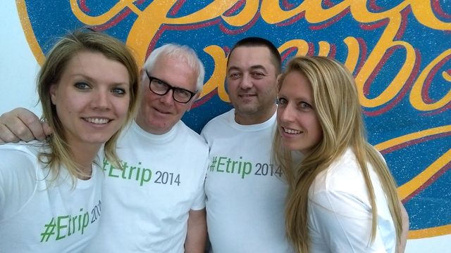 Een deel van het #e-trip2014 team: Claire, Henk, Ron en Marloes. Selfie met de HTC One (M8).